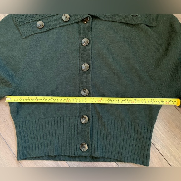 Like⭐️NEW⭐️Banana Republic 100% Merino Wool Sweater •Medium - Picture 9 of 15